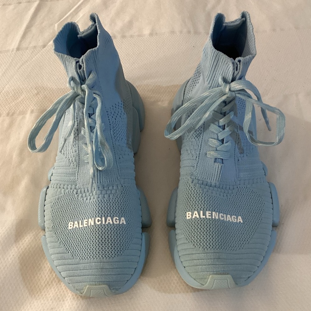 BALENCIAGA
Speed 2.0 lace up sneakers
